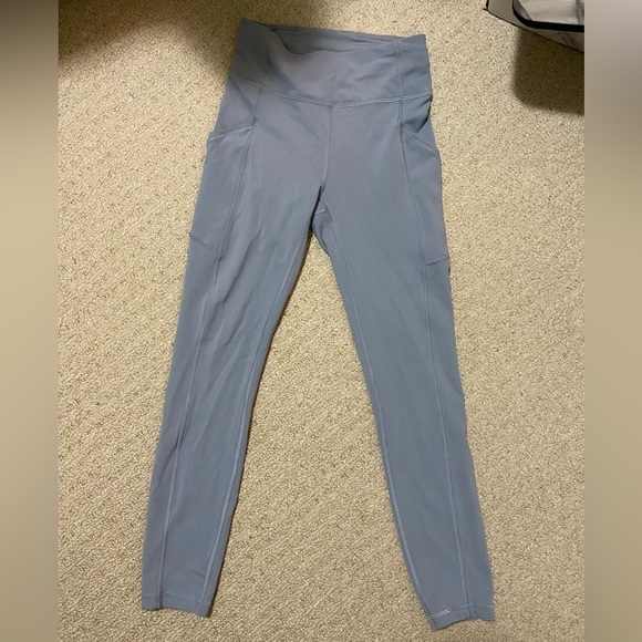 Fast and free high rise 25” lululemon leggings - Picture 2 of 3